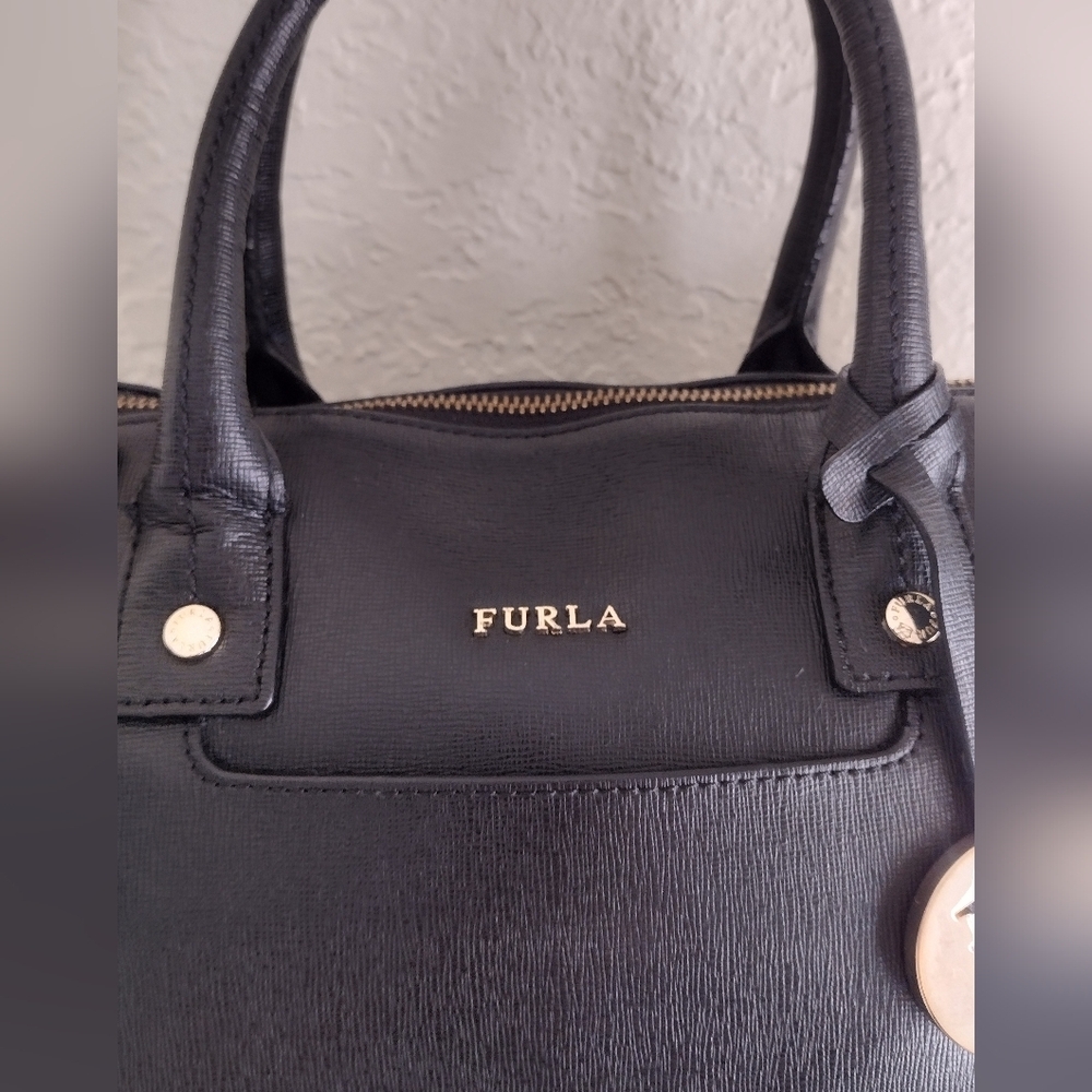 Furla Linda Medium Leather Black And Gold Satchel Bag - Picture 6 of 14